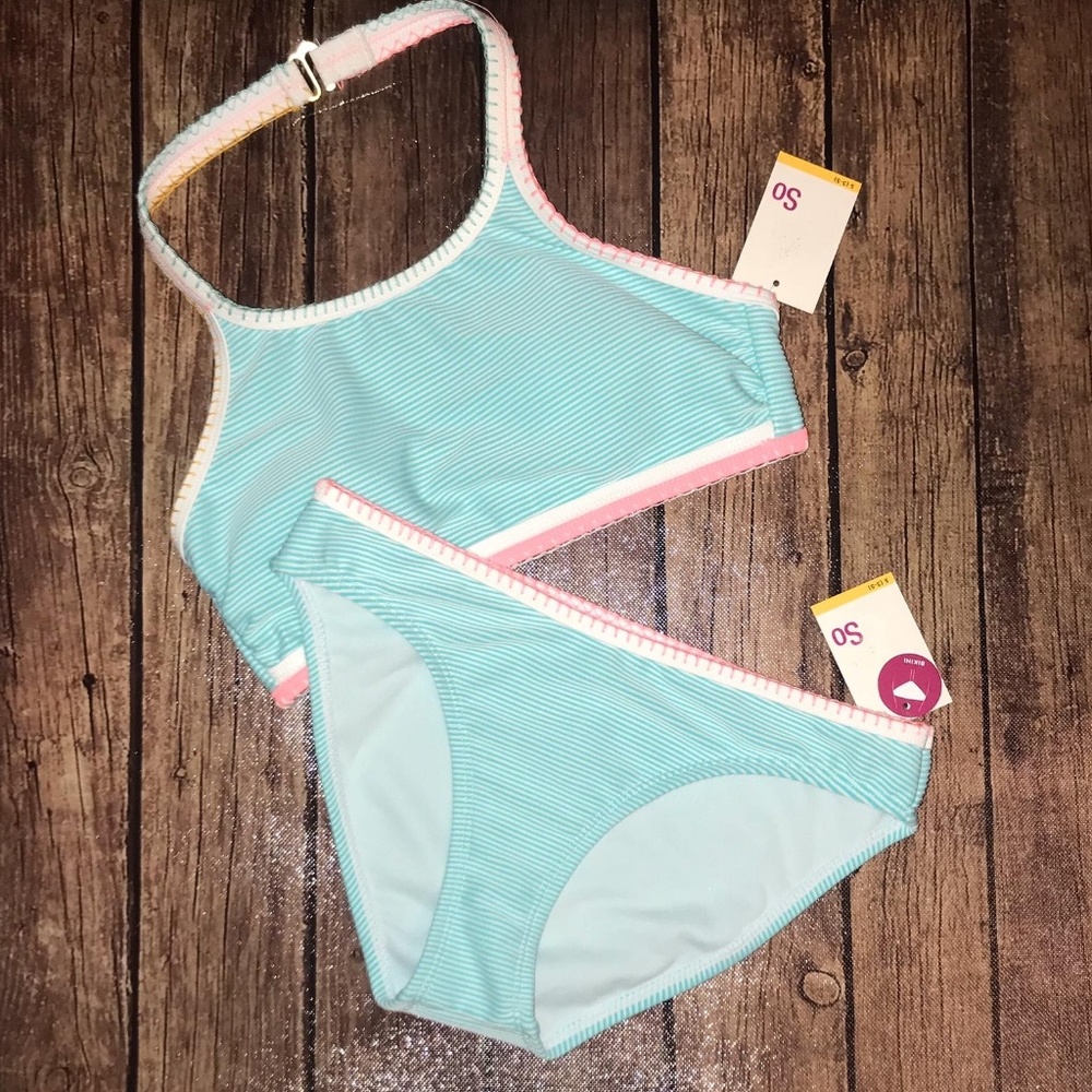 2 piece So Swimsuit